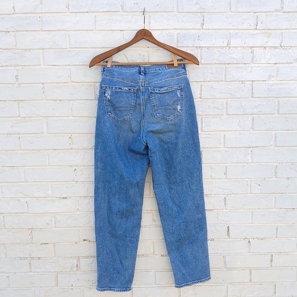 American Eagle Mom Straight Jeans size 4 Regular - Picture 4 of 8